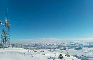 Sivas Meraküm Tepesi’nde Zorlu Mesai: Akra FM ve...