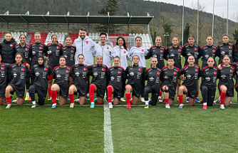 Ay-Yıldızlı Gençler Sahne Alıyor: U18 Kadın Millî Takımımız UEFA Dostluk Kupası’na Hazır!